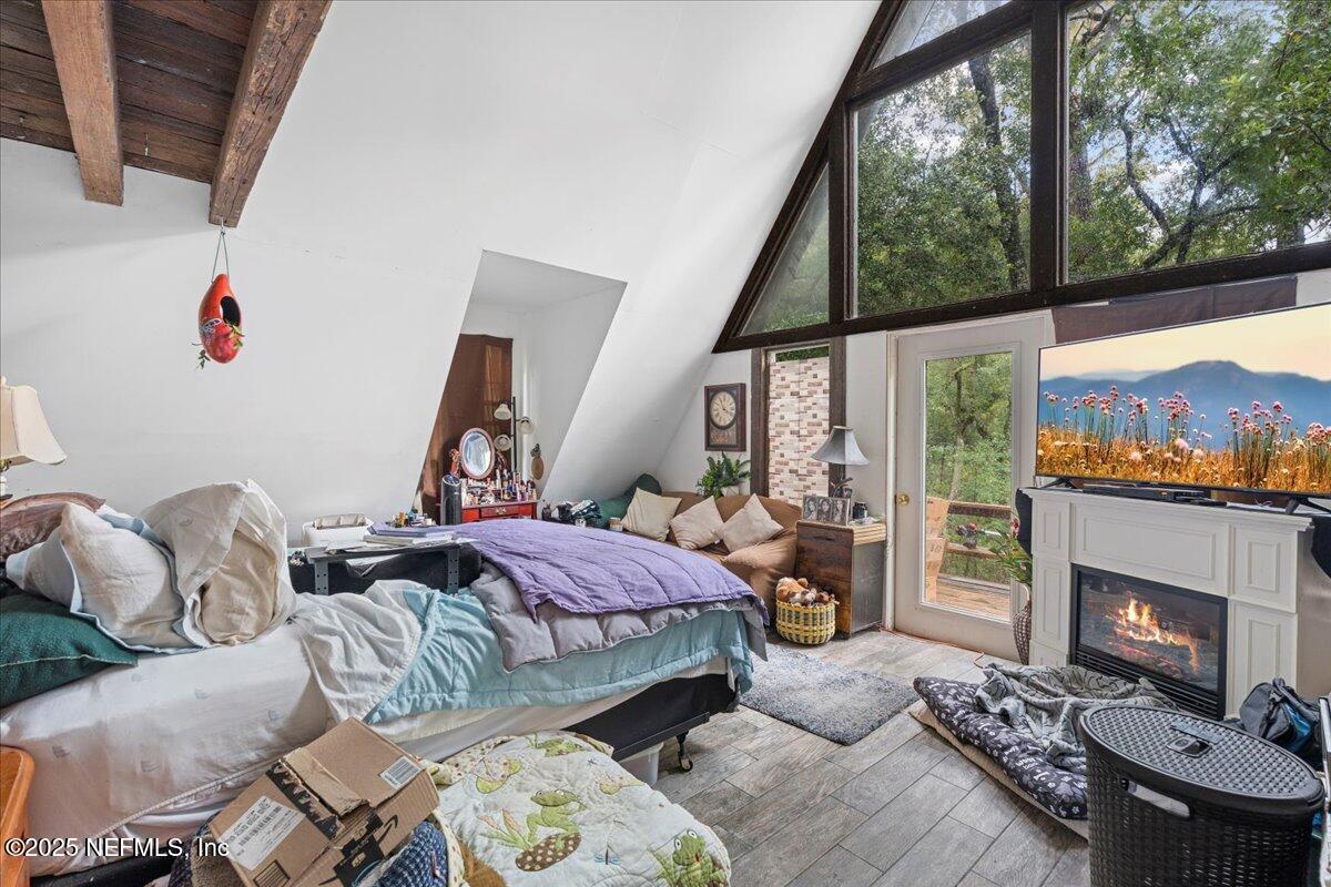 4315 LAZY ACRES Road