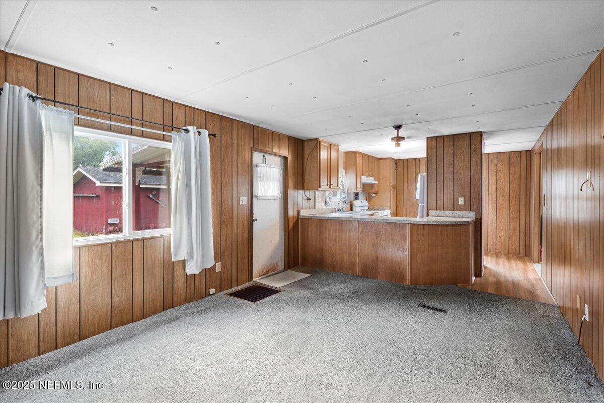 1541 JONES Road