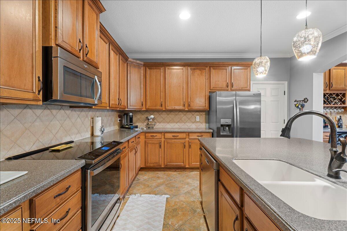 6103 CLEARSKY Drive