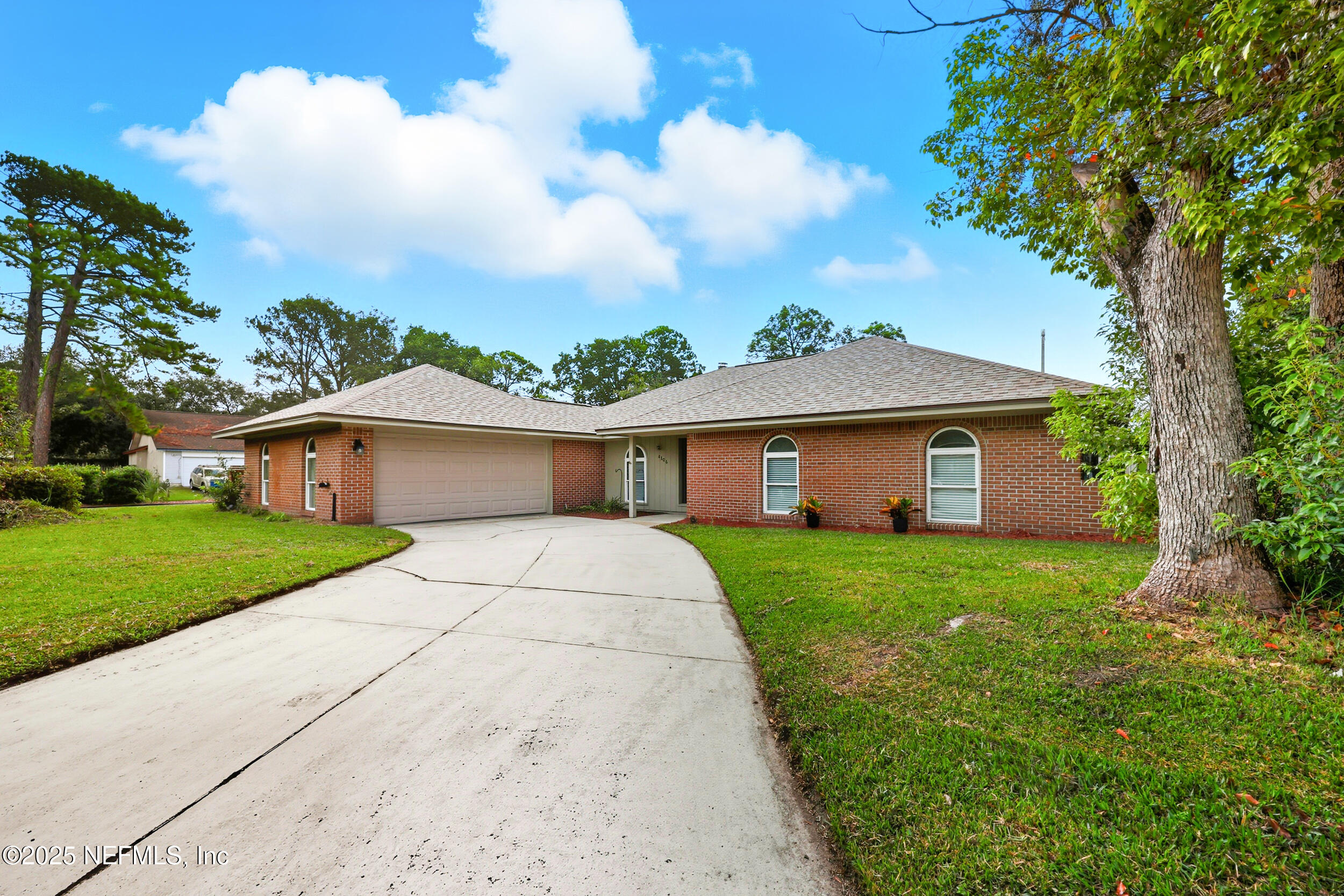 4306 PINE INLET Street W