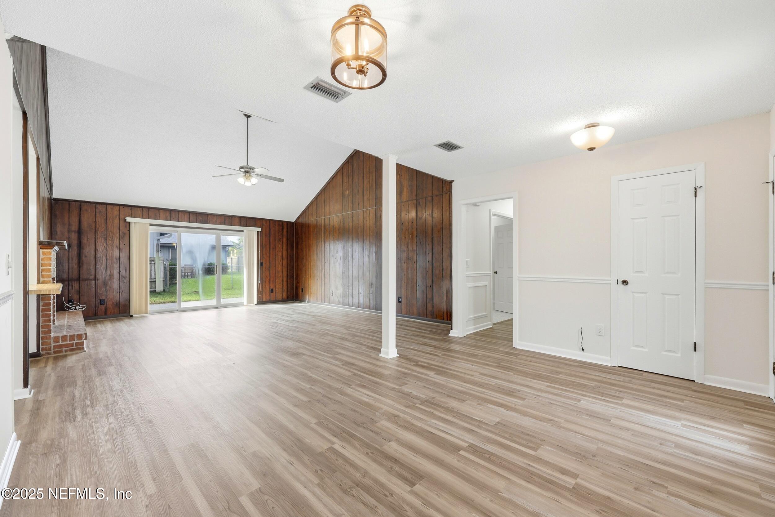 4306 PINE INLET Street W