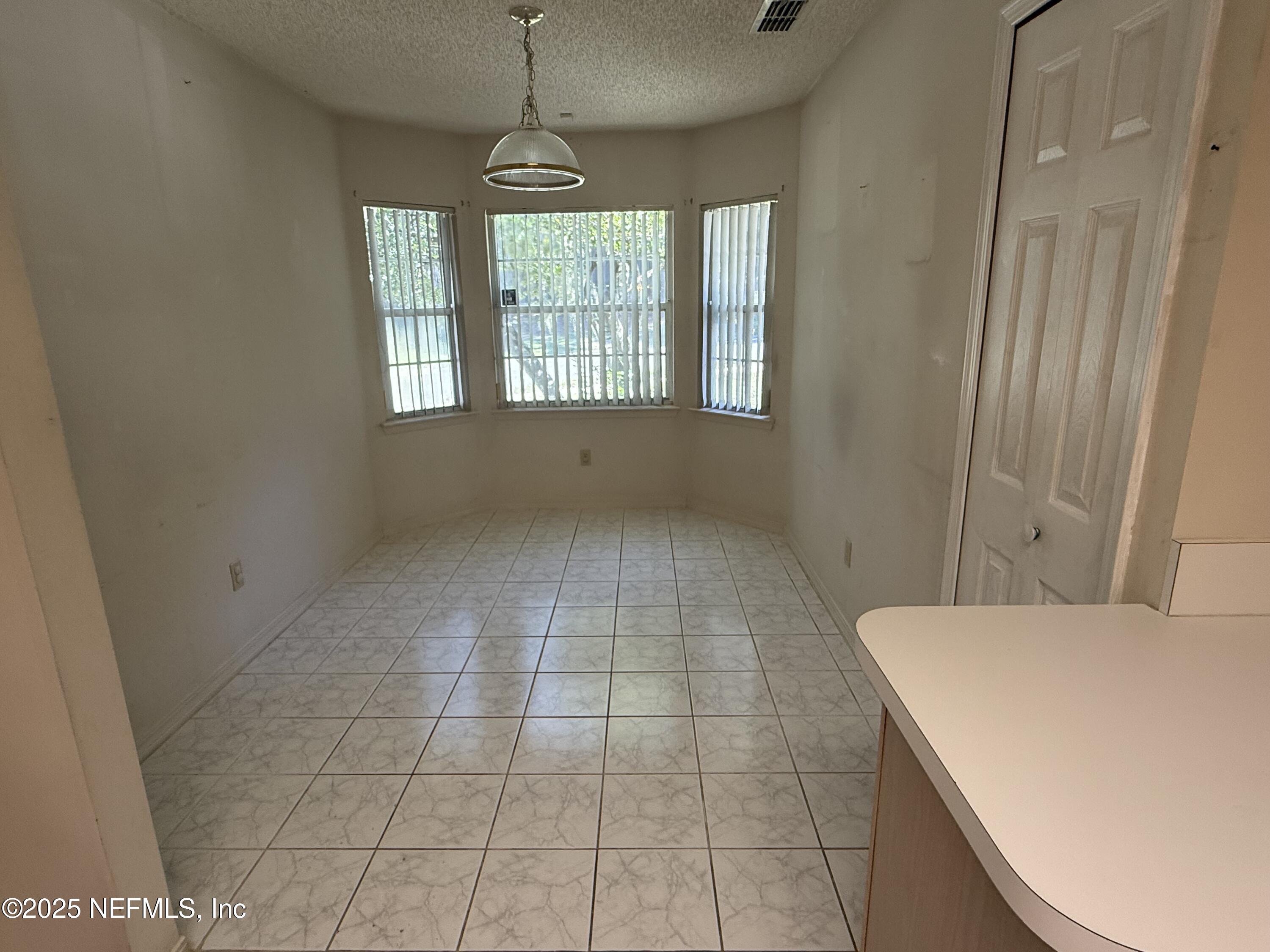 3542 MILLCREST Drive