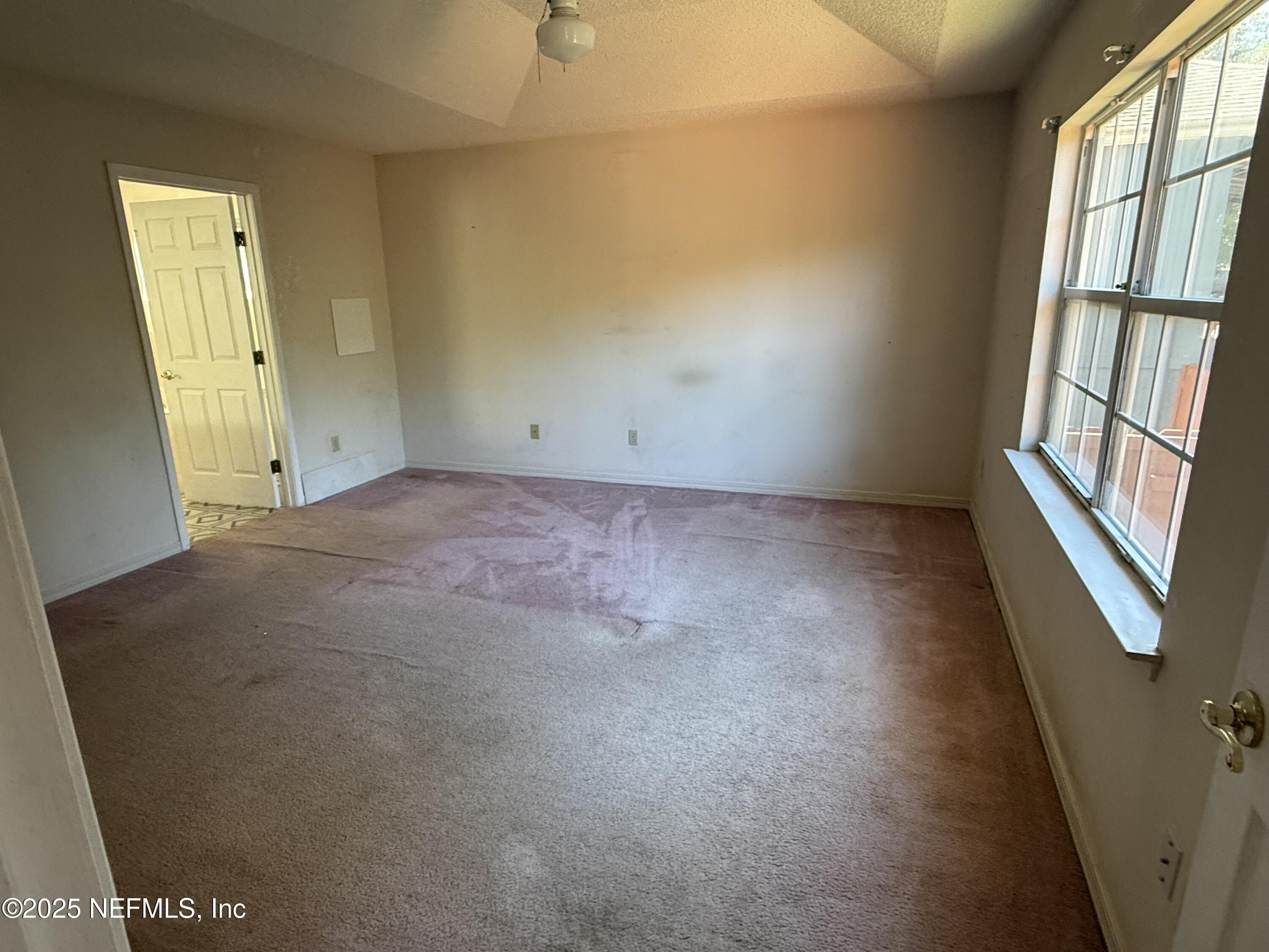 3542 MILLCREST Drive