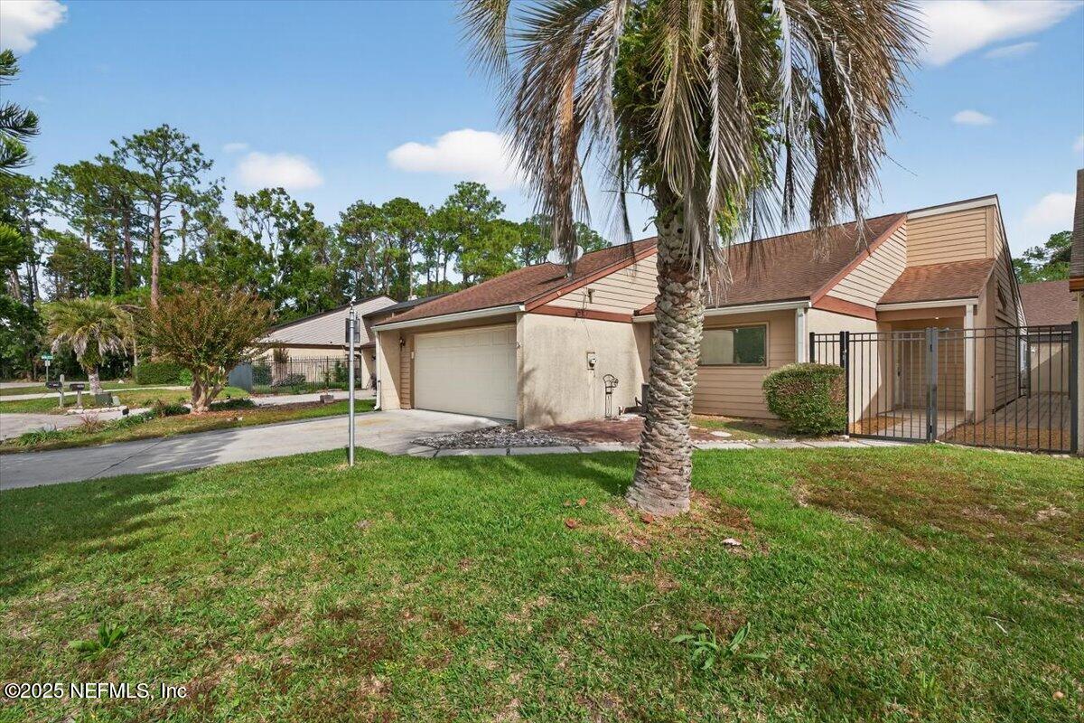 11017 CITRON Court