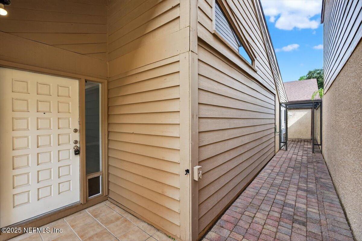 11017 CITRON Court