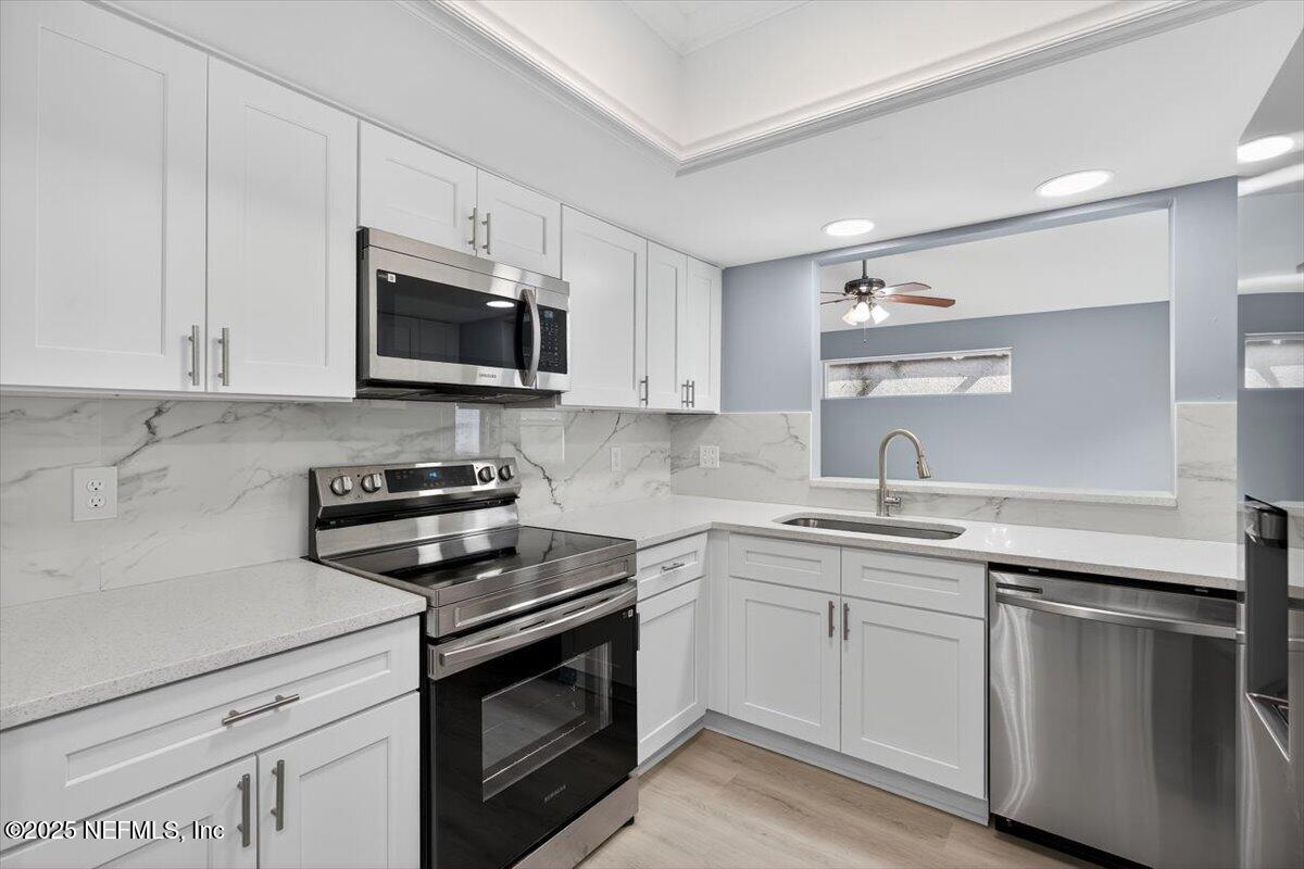 11017 CITRON Court