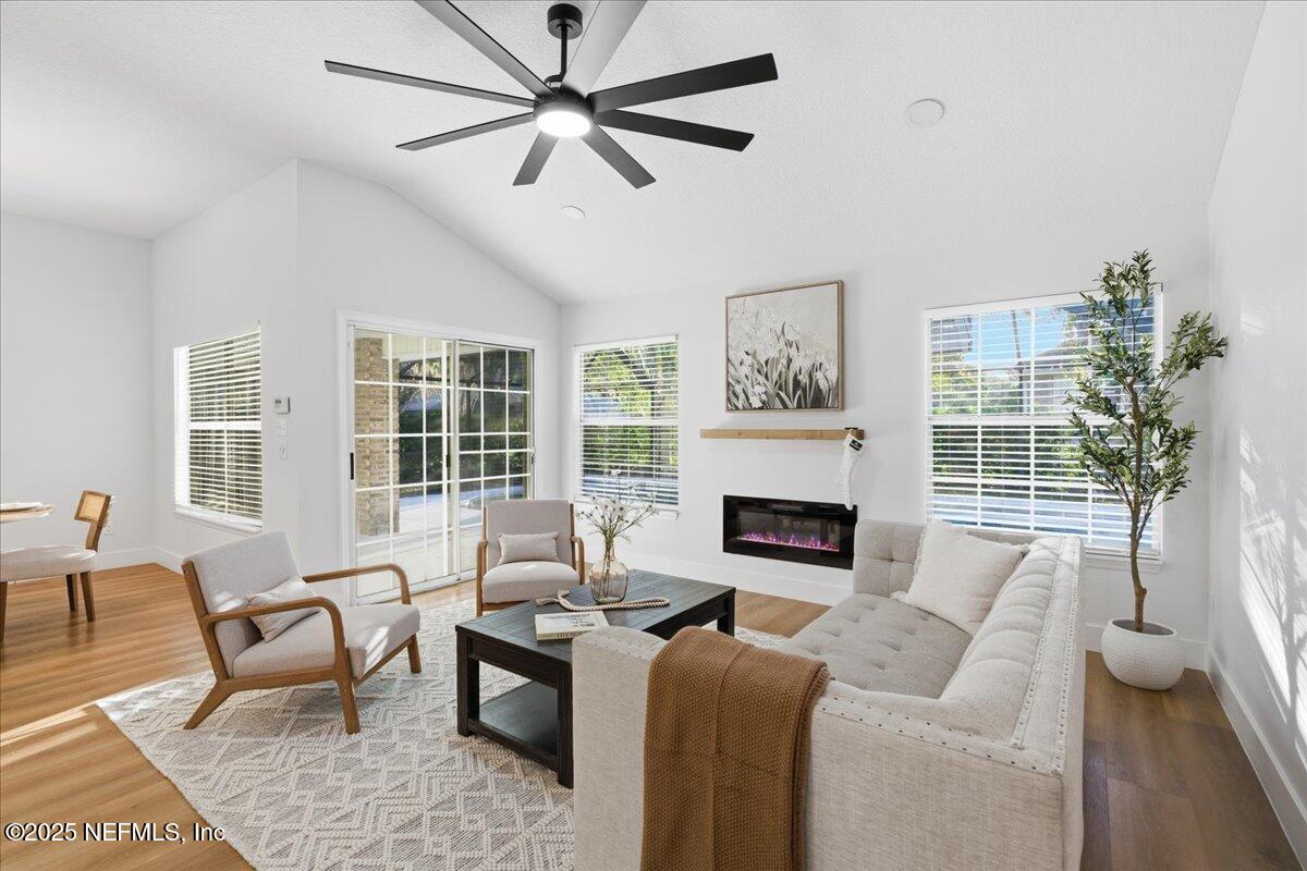 1032 DURBIN PARKE Drive, St. Johns