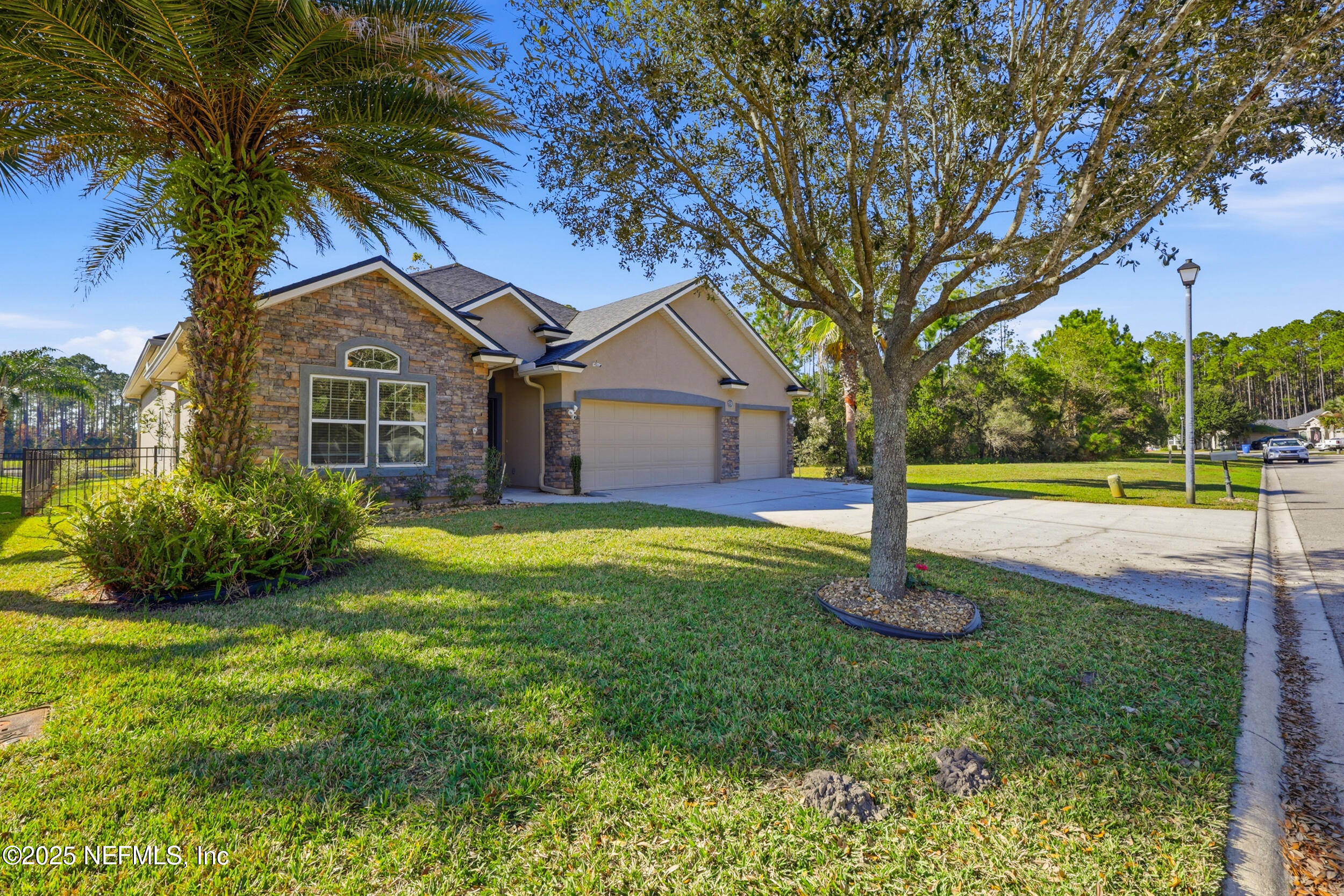 531 GRAMPIAN HIGHLANDS Drive, St. Johns