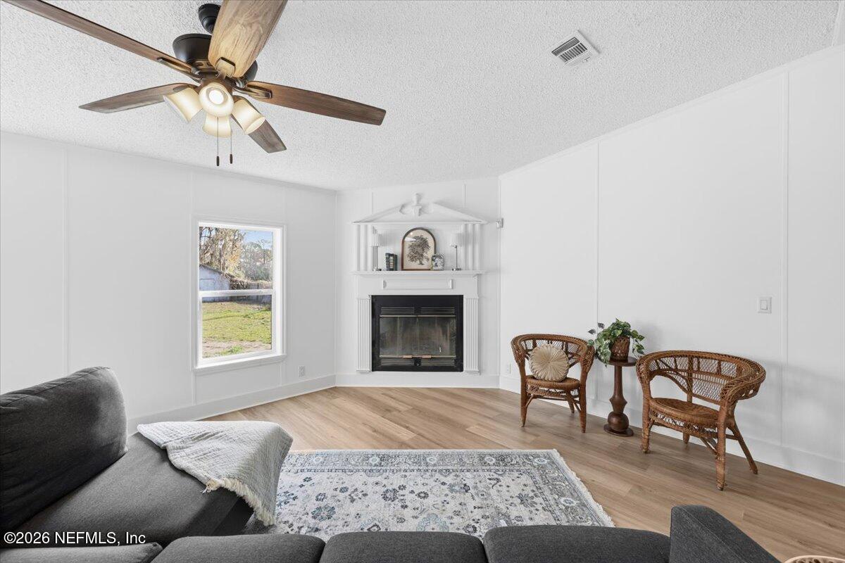 345 JONES Road