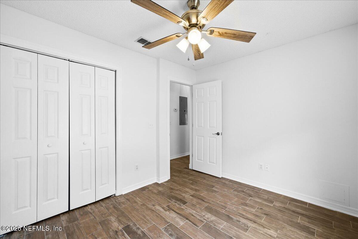 425 3RD Street W