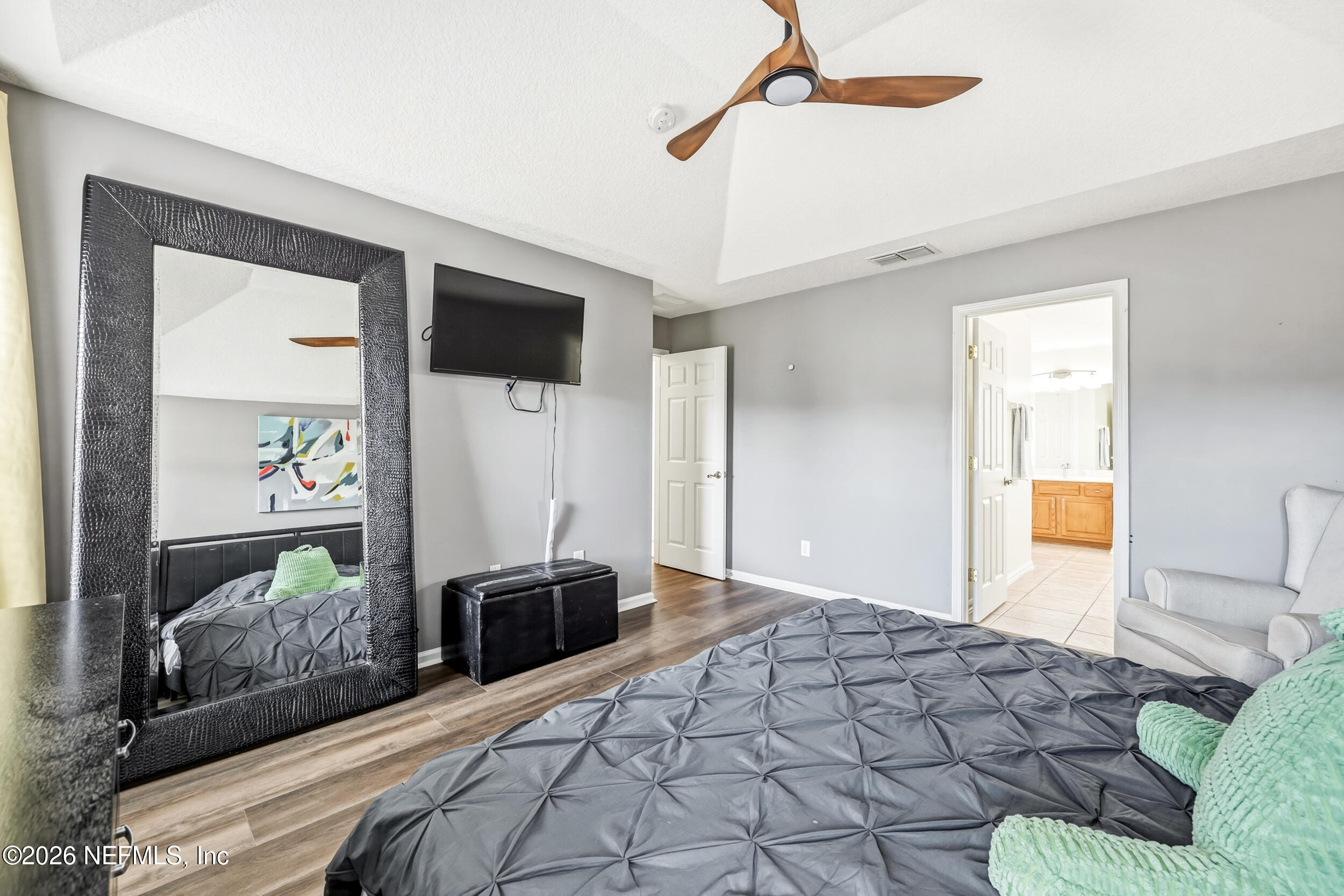 1405 W CHINABERRY Court, St. Johns