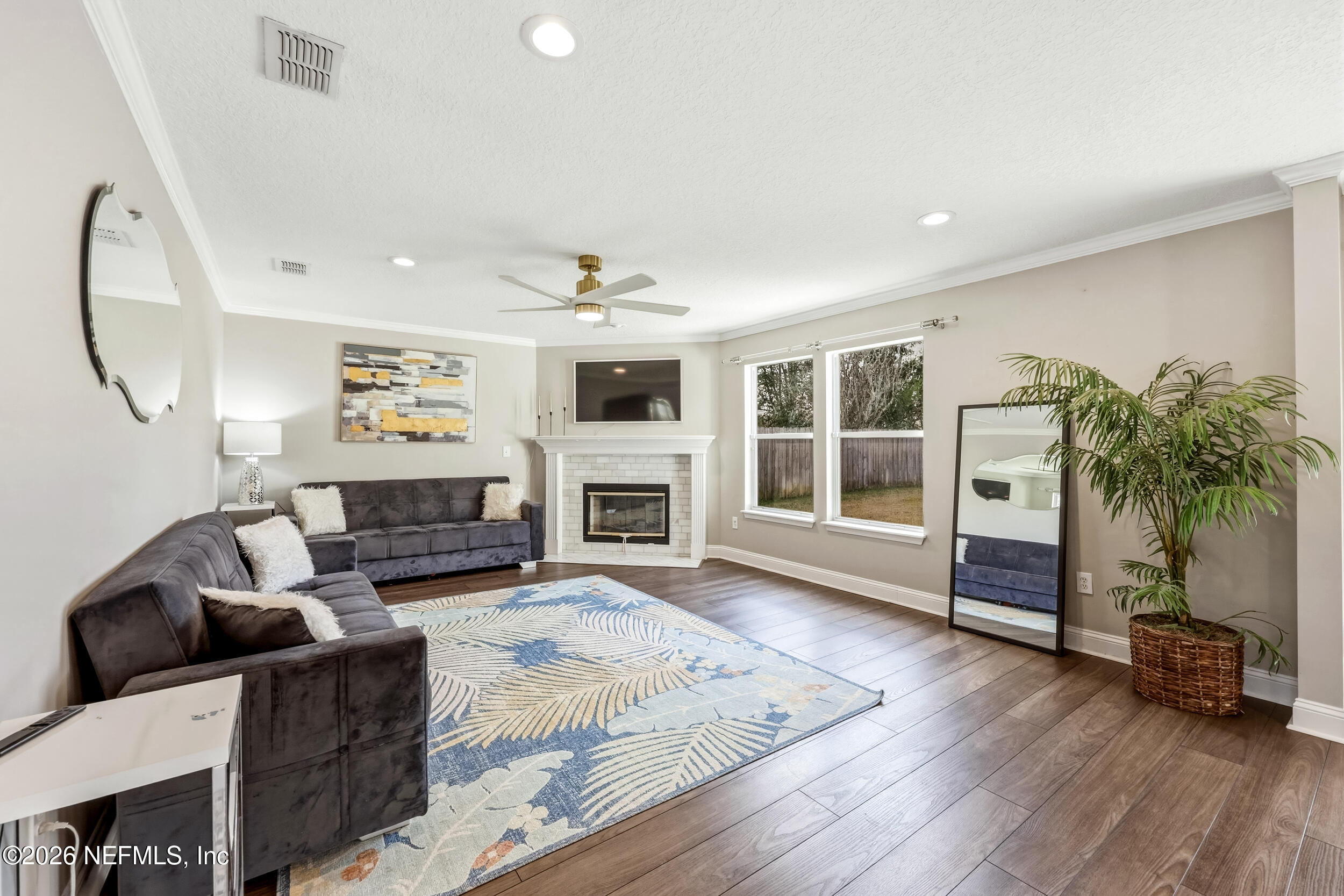 1405 W CHINABERRY Court, St. Johns