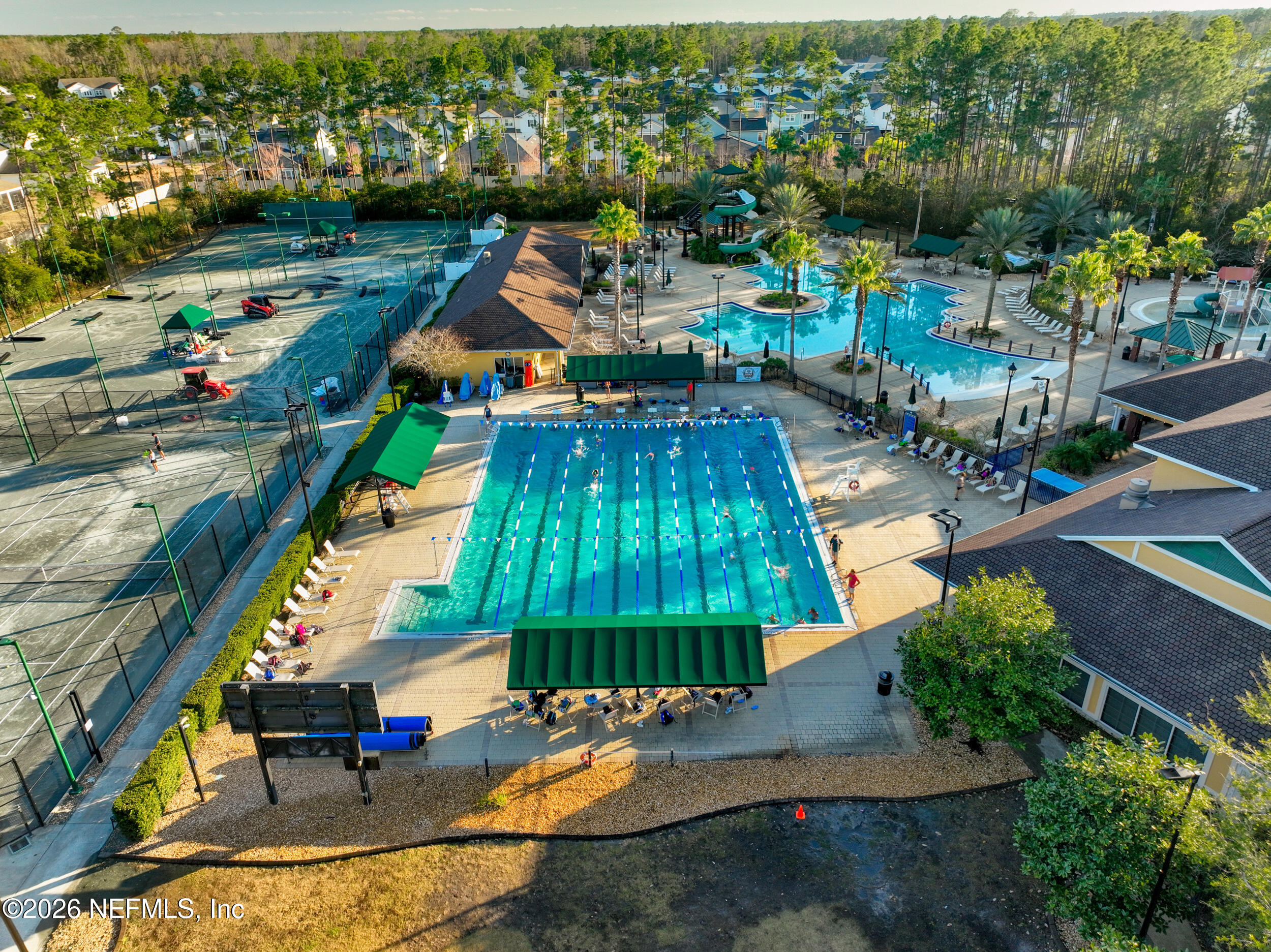 1405 W CHINABERRY Court, St. Johns