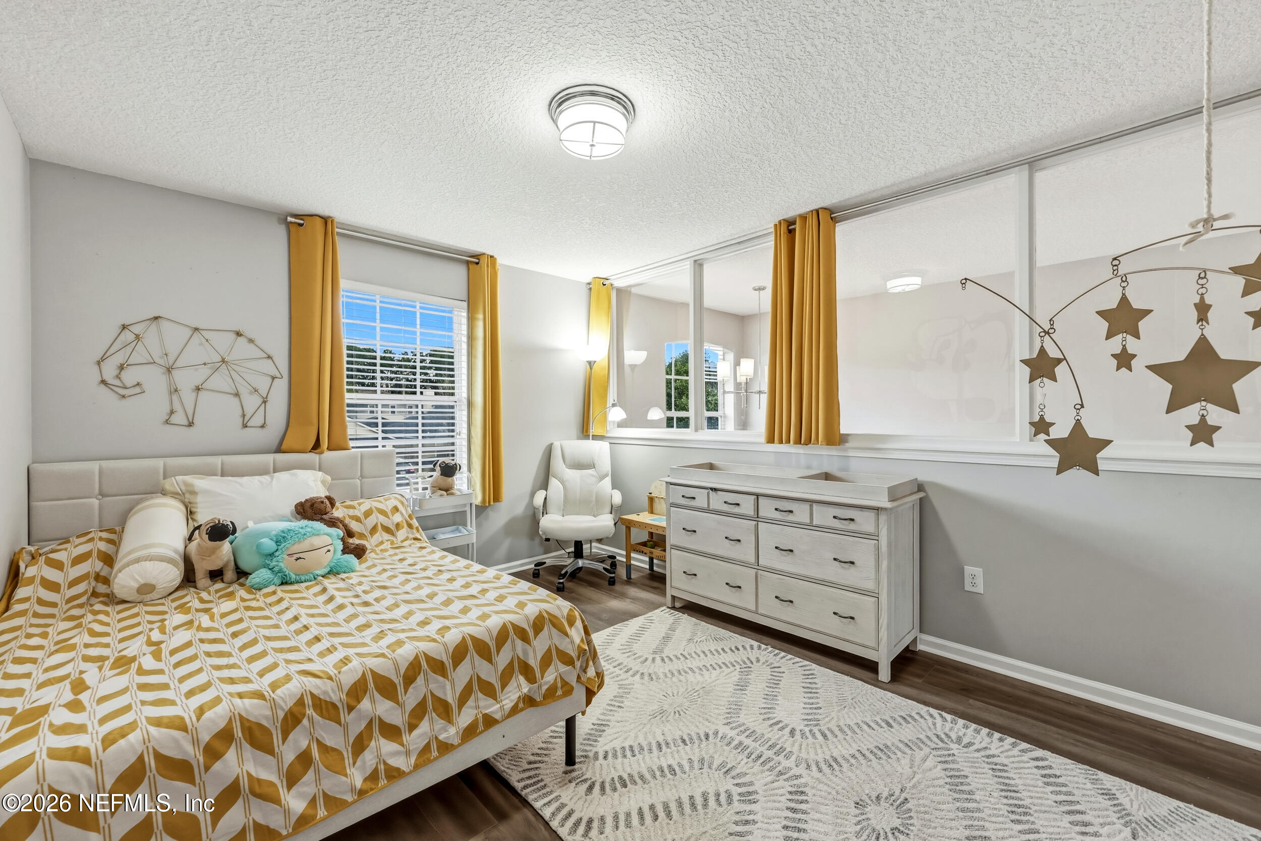 1405 W CHINABERRY Court, St. Johns