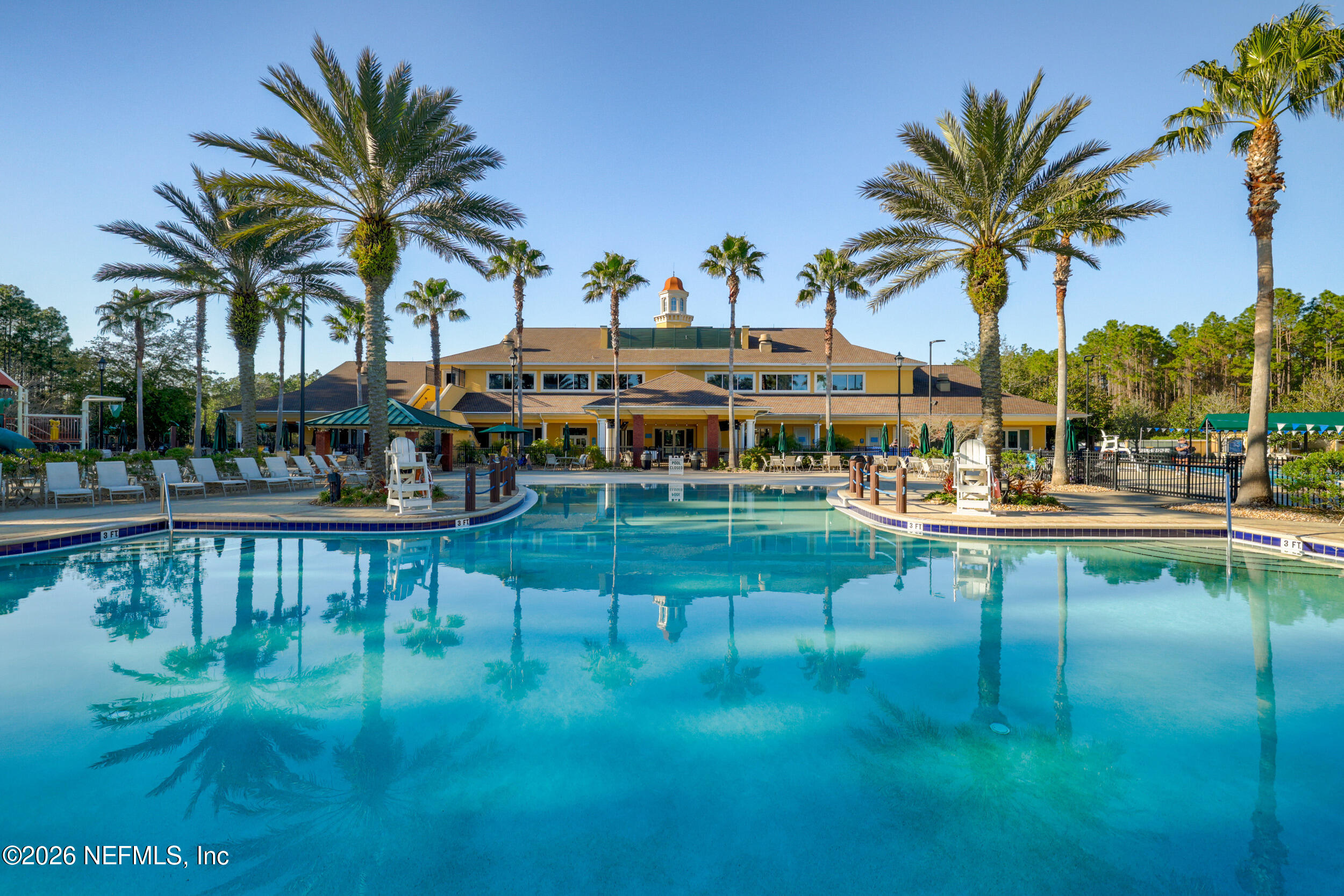 1405 W CHINABERRY Court, St. Johns