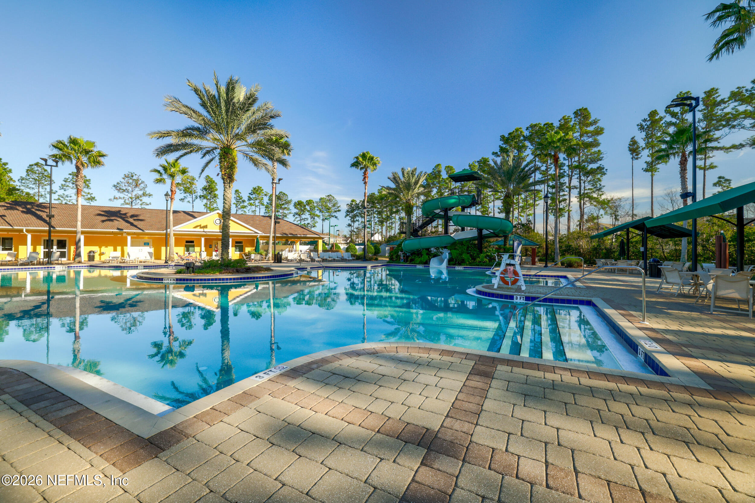 1405 W CHINABERRY Court, St. Johns