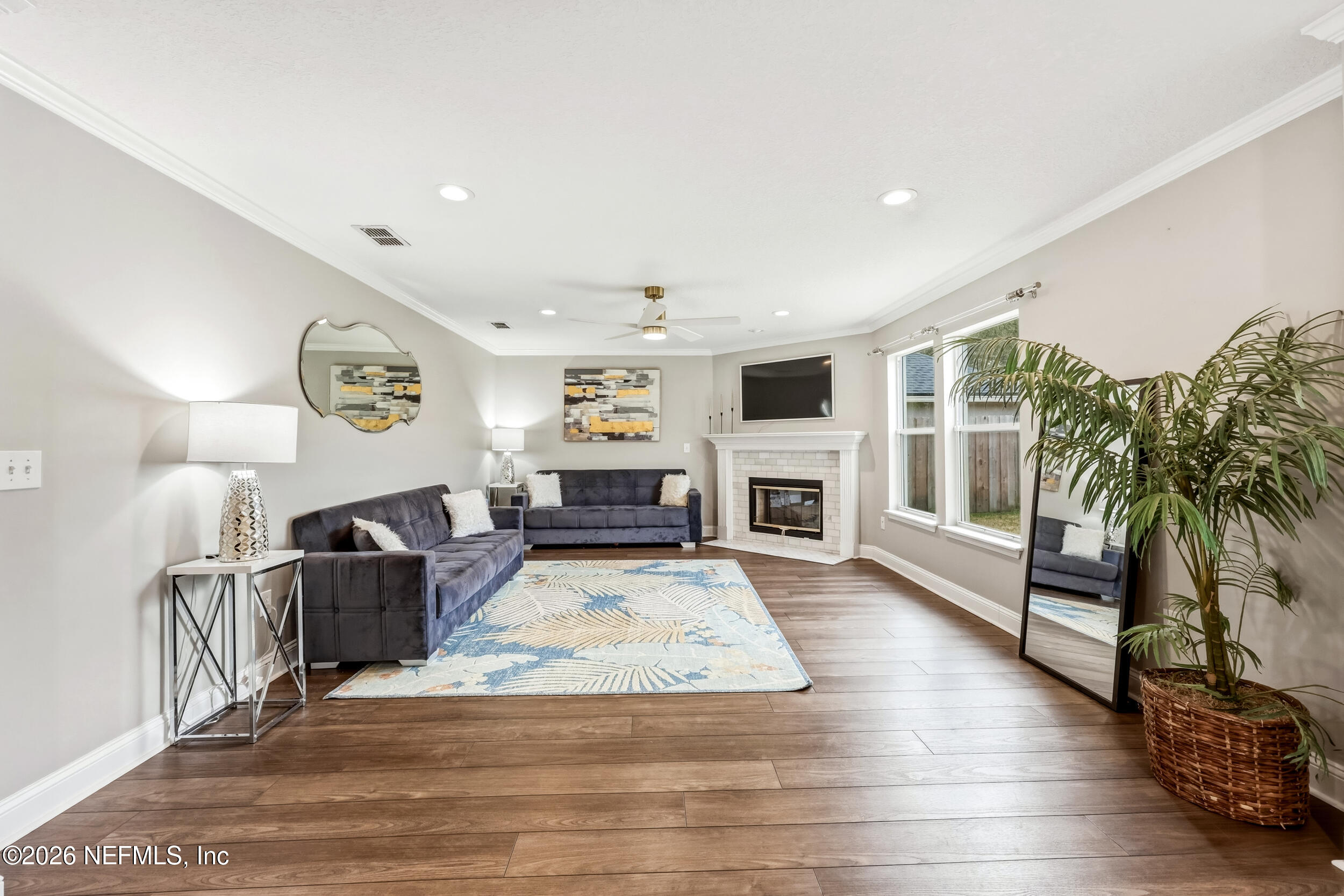 1405 W CHINABERRY Court, St. Johns