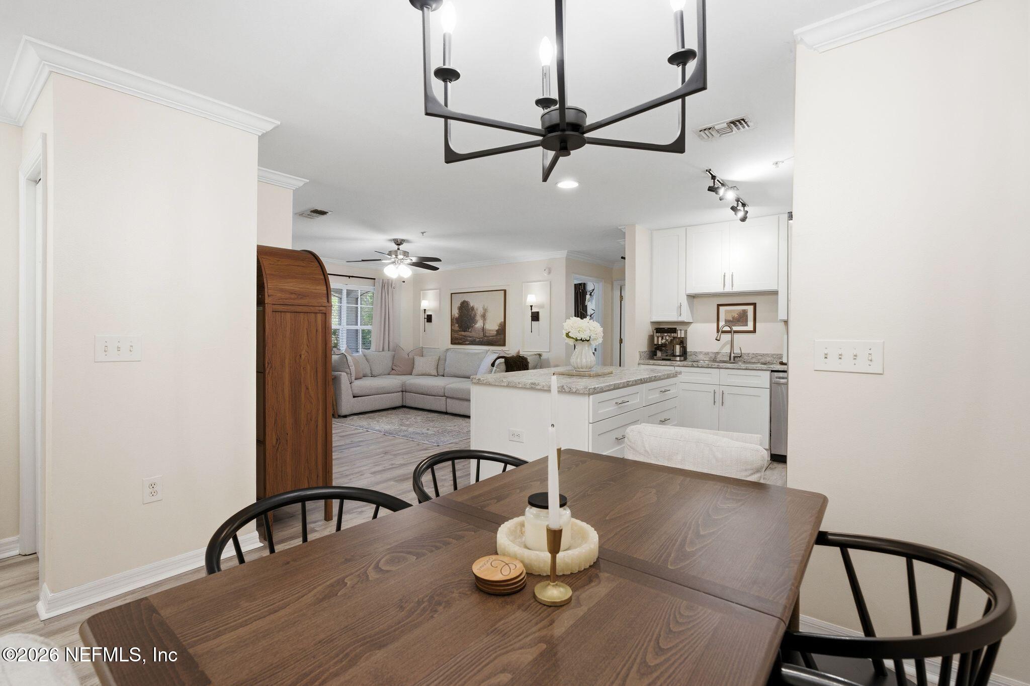 3591 KERNAN Boulevard S 812