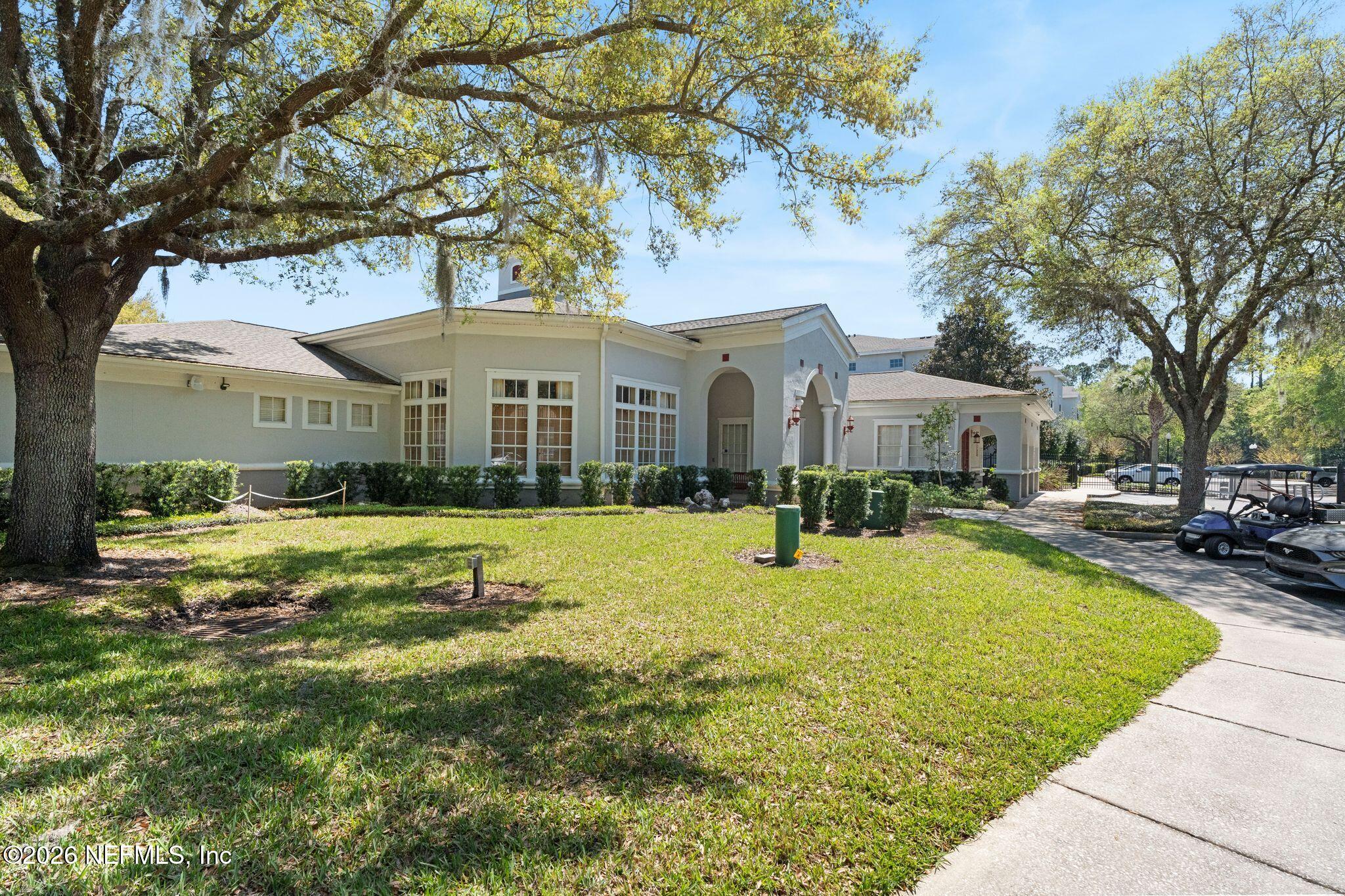 3591 KERNAN Boulevard S 812