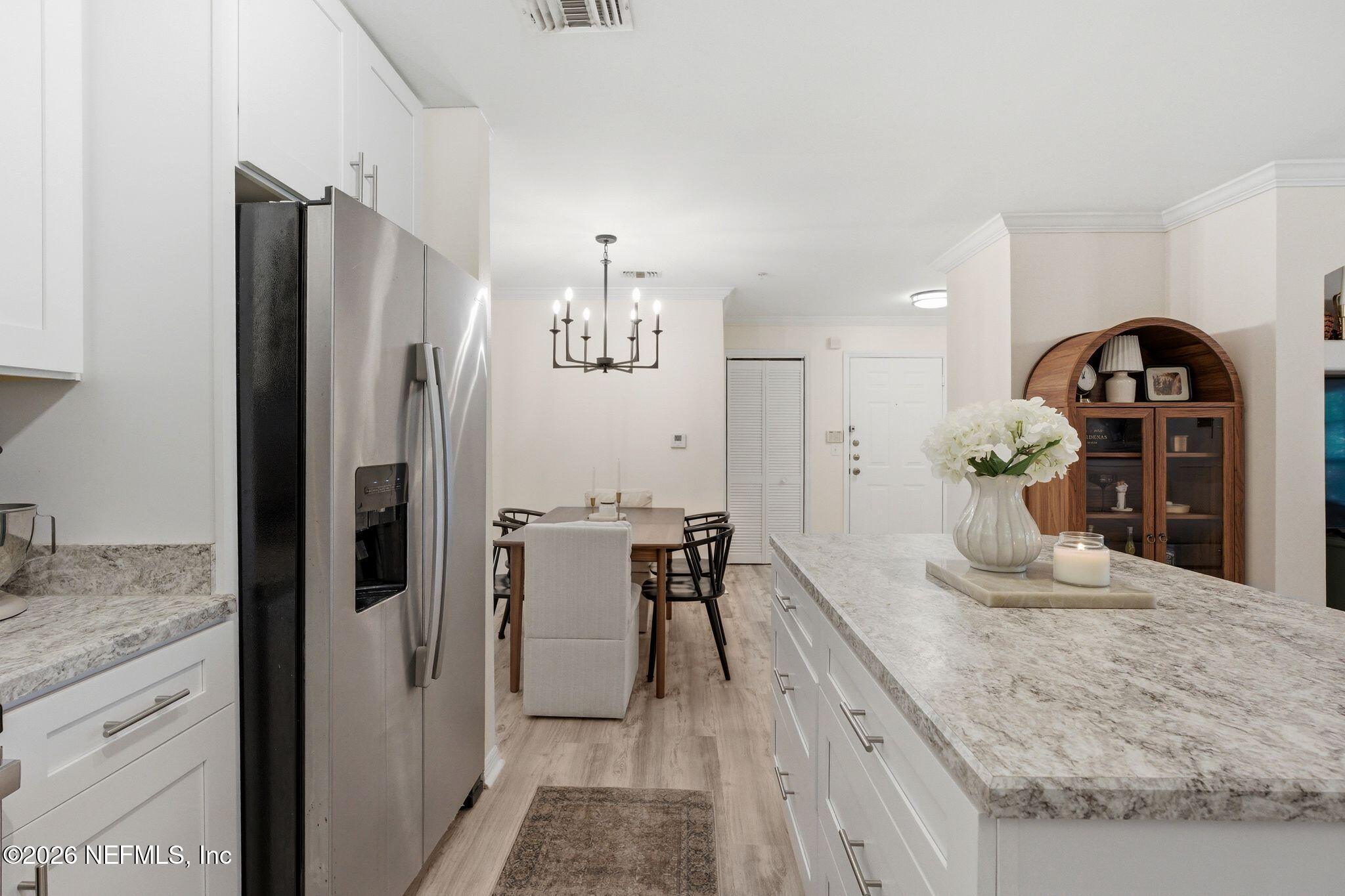 3591 KERNAN Boulevard S 812