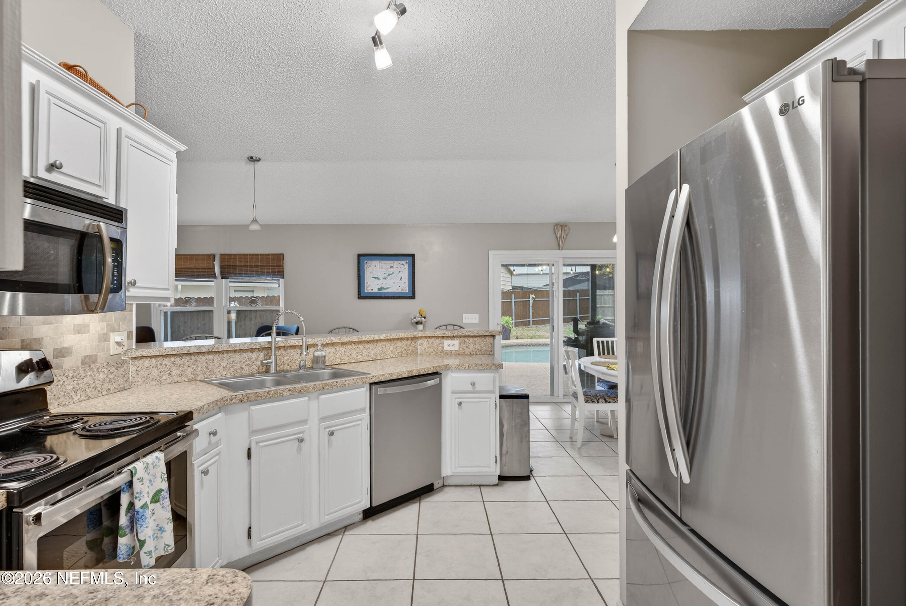 3437 TURKEY OAKS Court