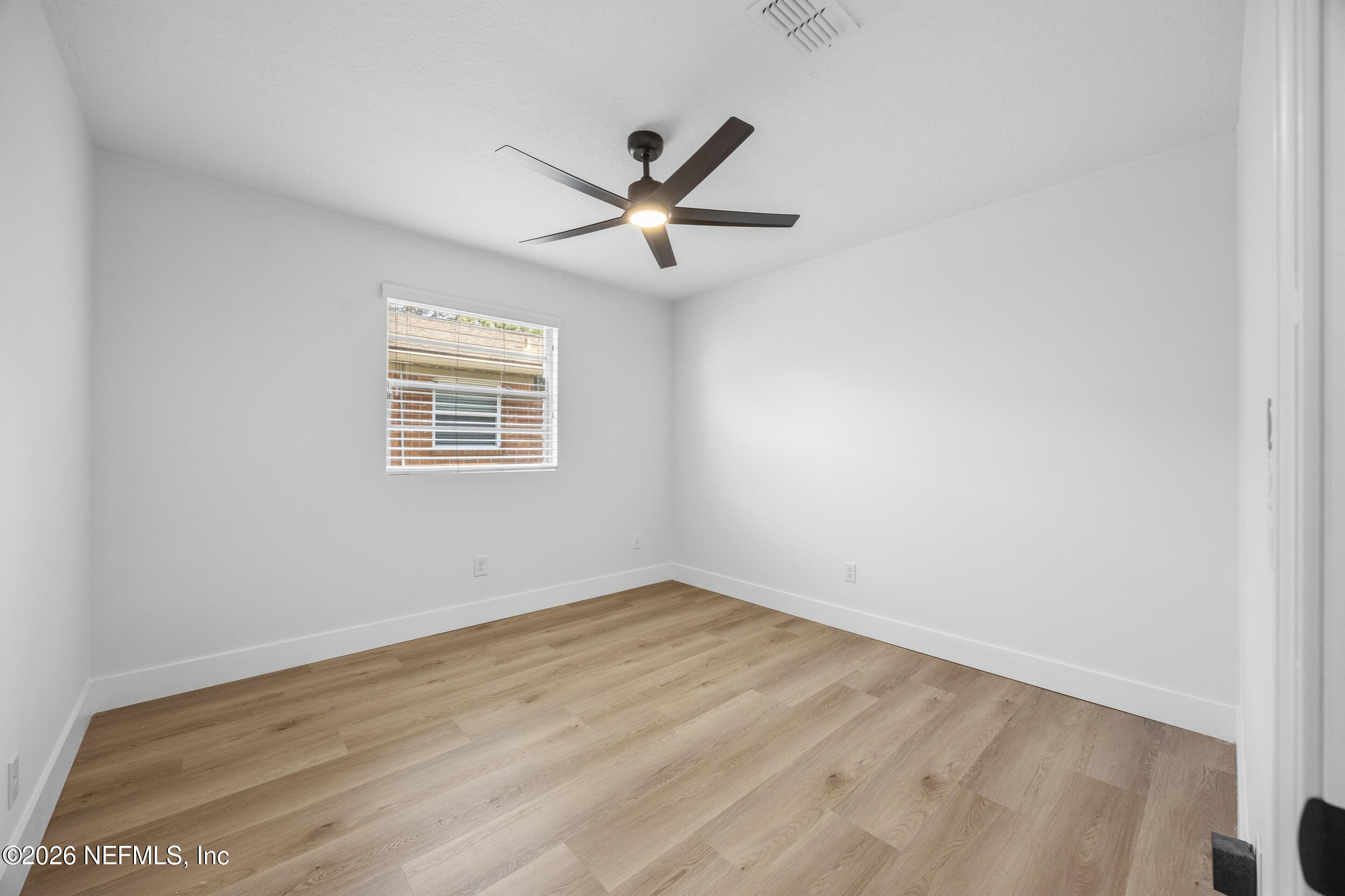 9062 MOORGATE Court