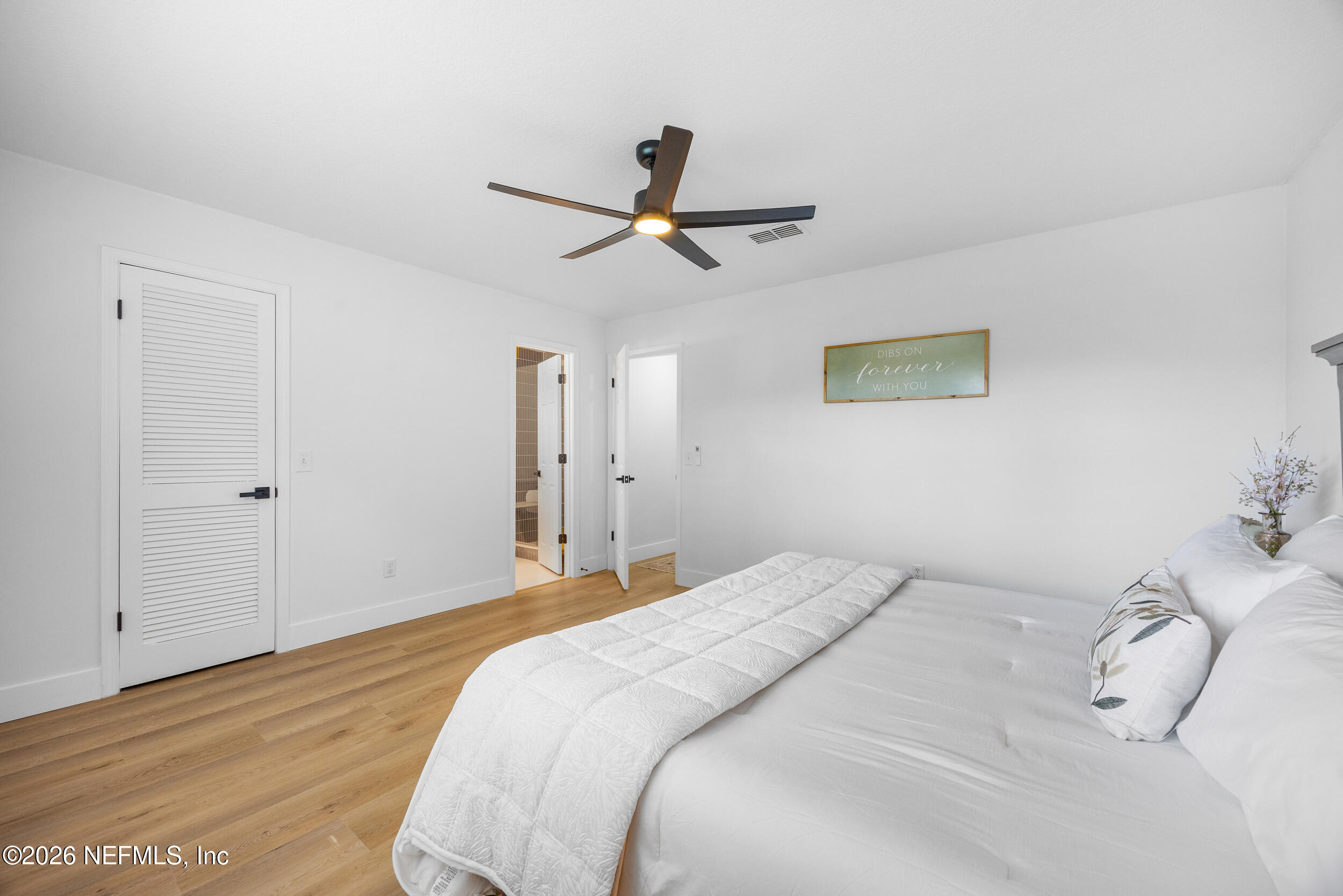 9062 MOORGATE Court