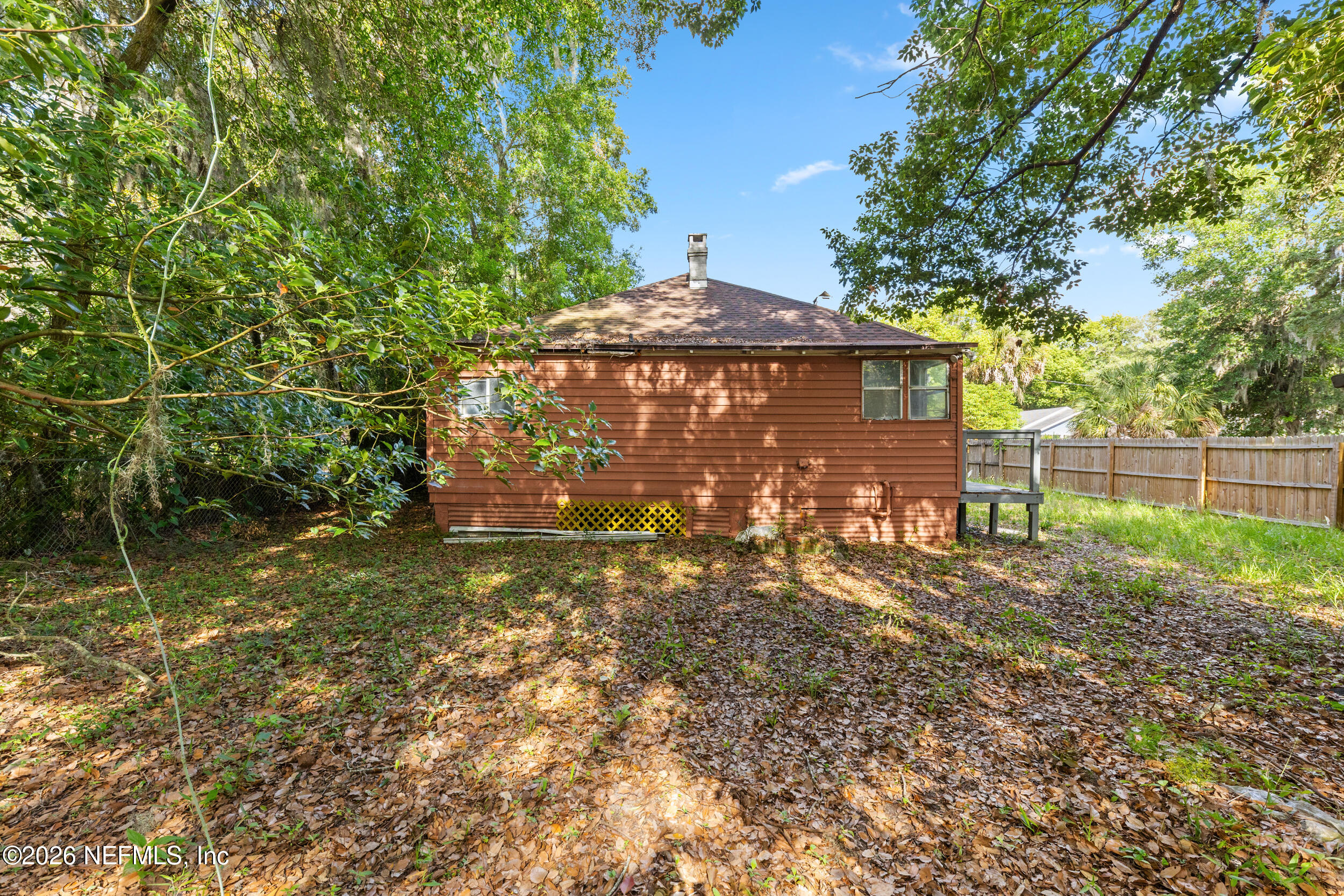 4003 WALNUT Street