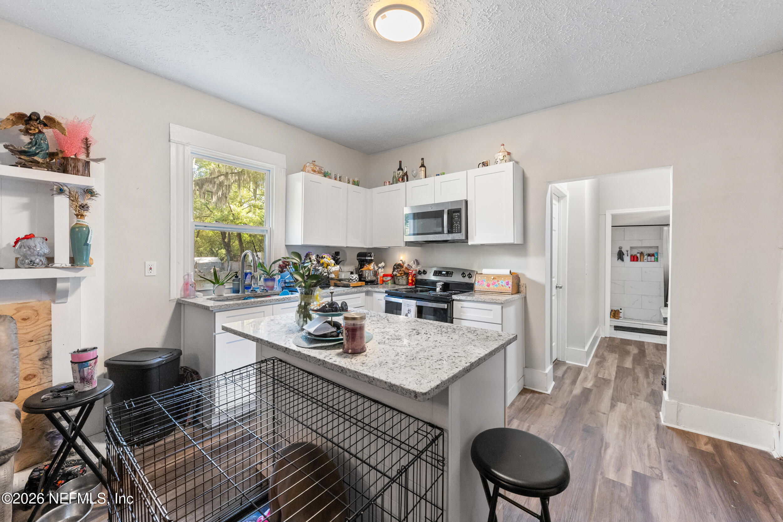 4003 WALNUT Street
