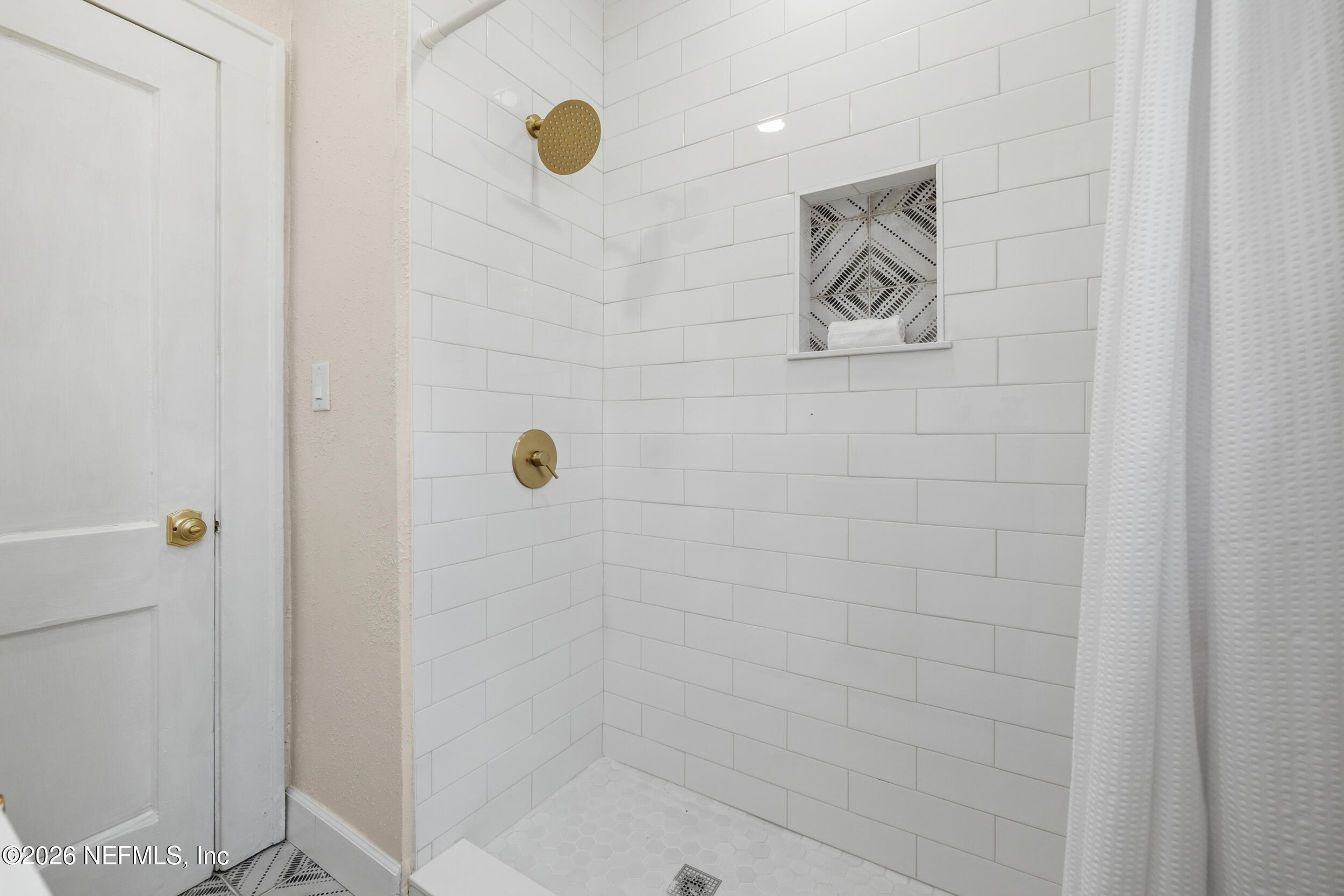3528 RANDALL Street