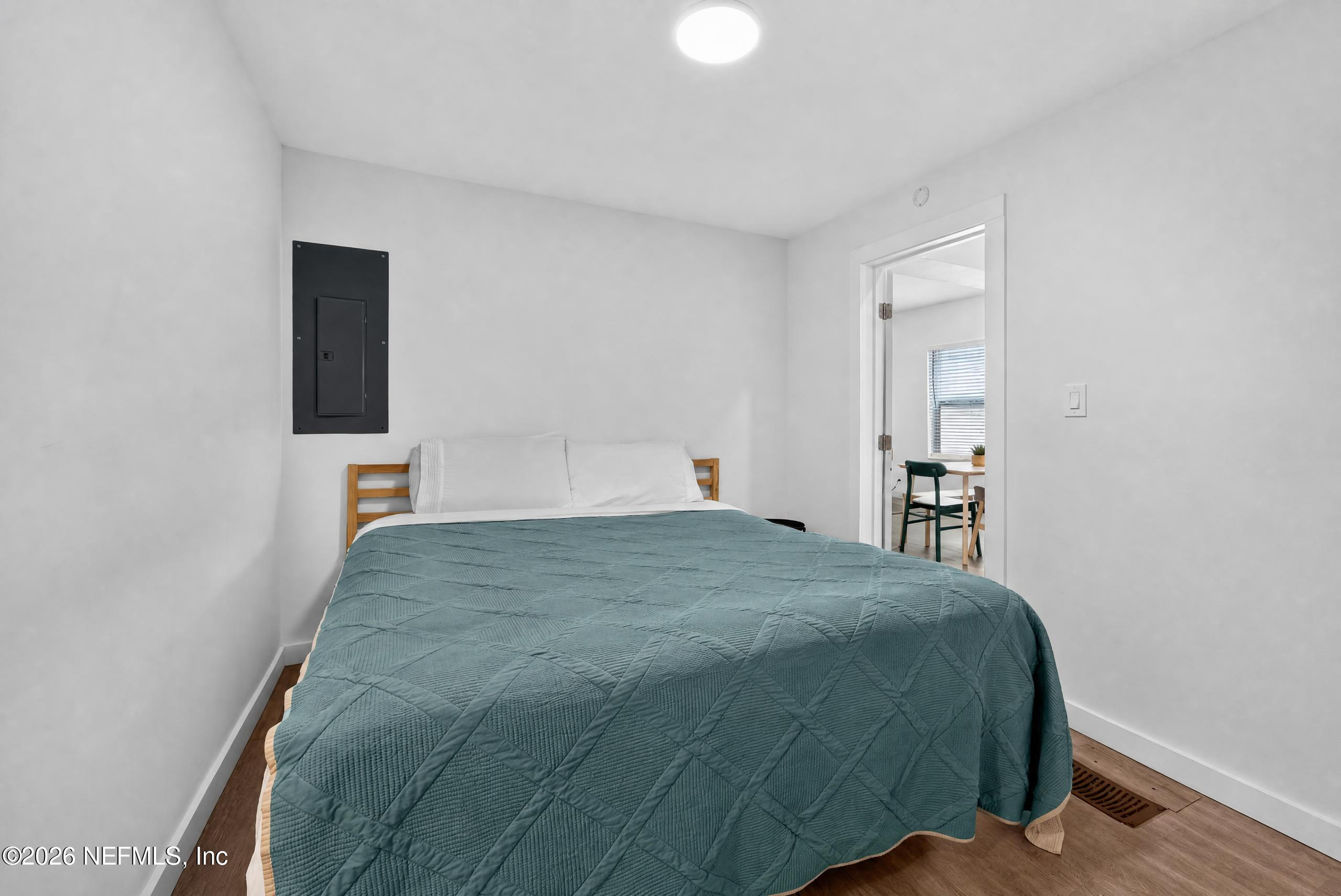 222 1ST Street S