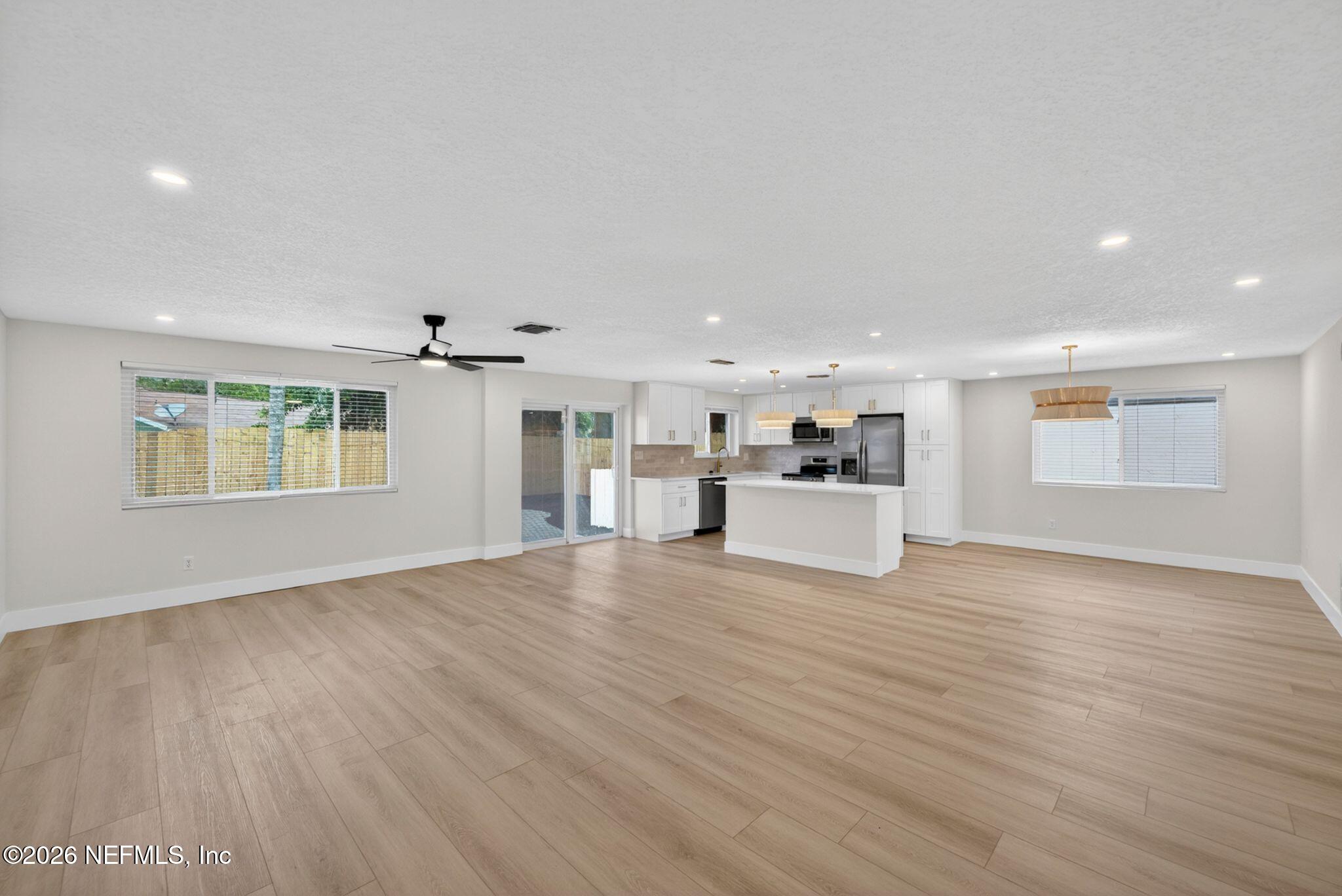 4069 HUNTINGTON FOREST Boulevard