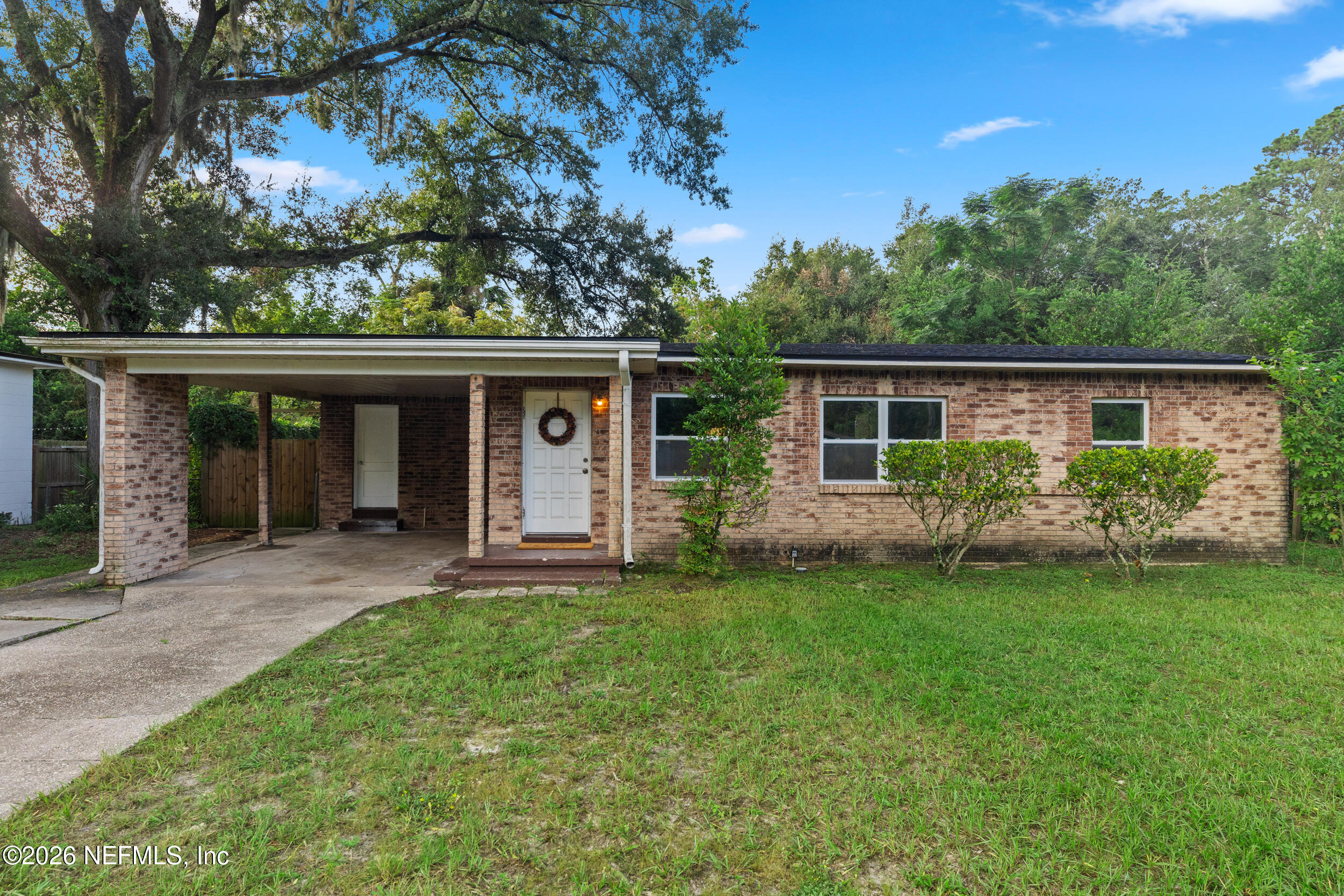 3639 RENDALE Drive N