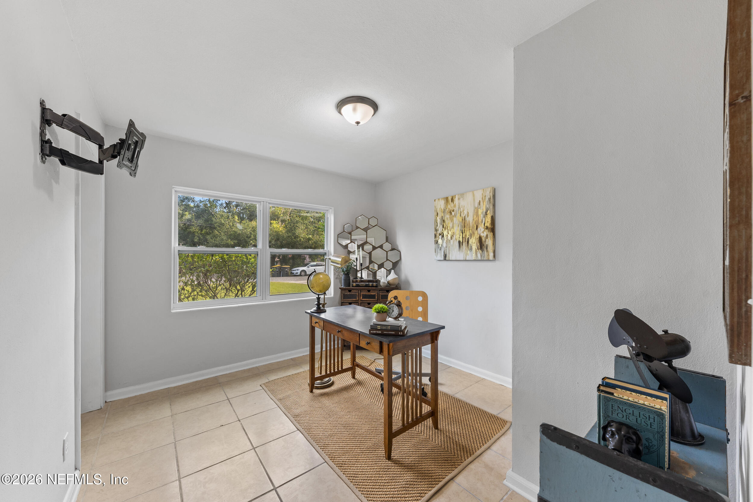 3639 RENDALE Drive N