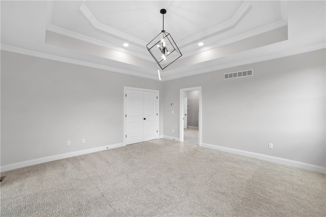 1205 Newbury Highland