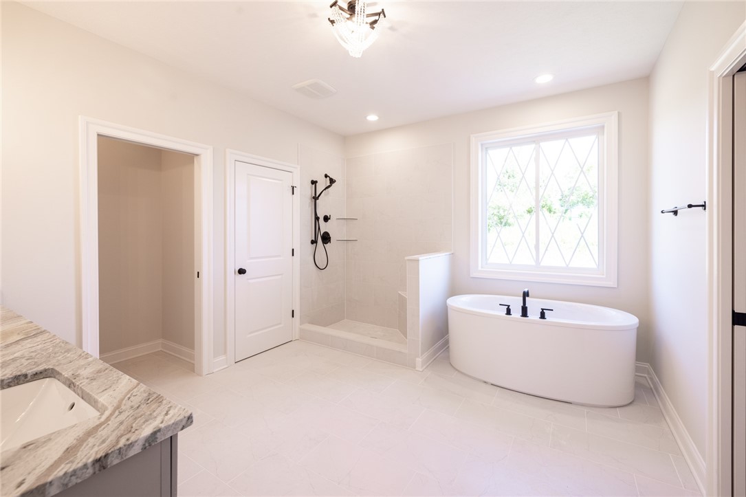 1205 Newbury Highland