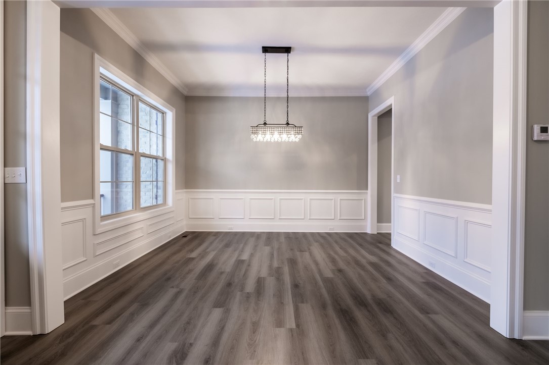 1205 Newbury Highland