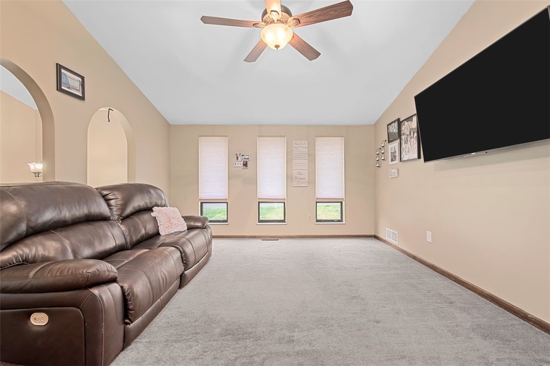 1382 GREAT OAK DRIVE