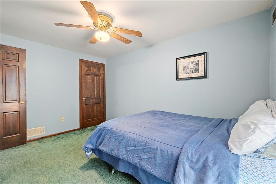 1382 GREAT OAK DRIVE