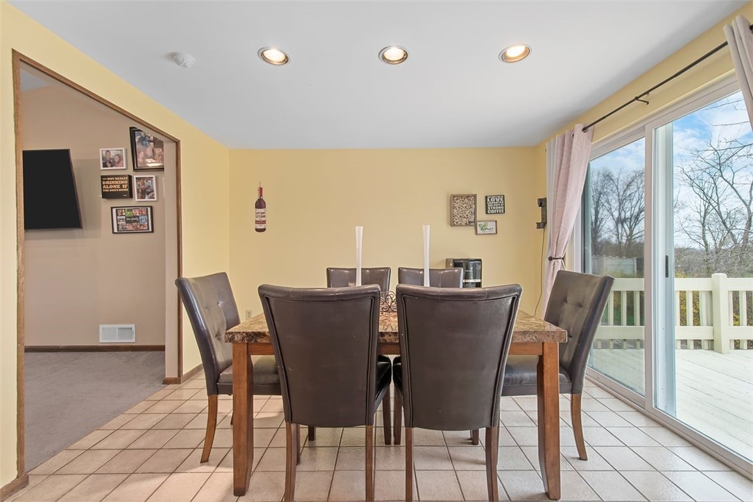 1382 GREAT OAK DRIVE