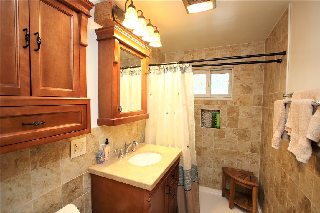 5516 California Avenue