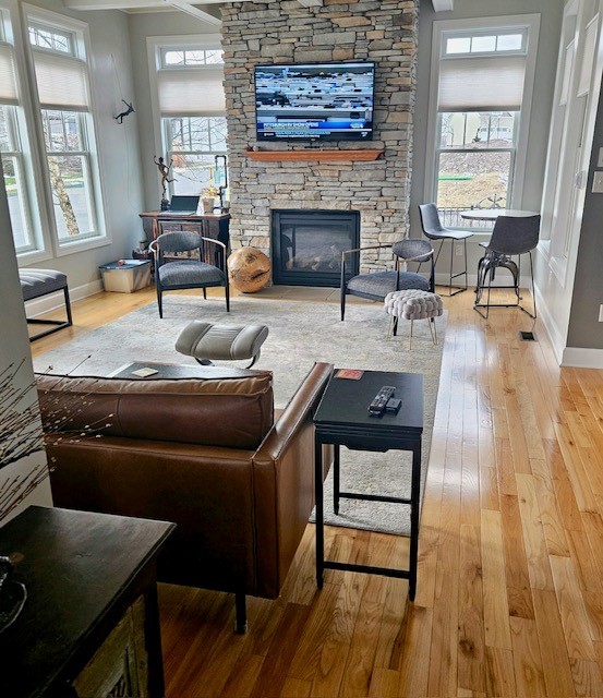 1283 Newbury Highland