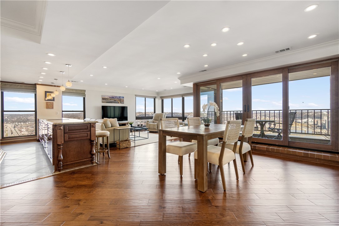 1700 Grandview Ave 503