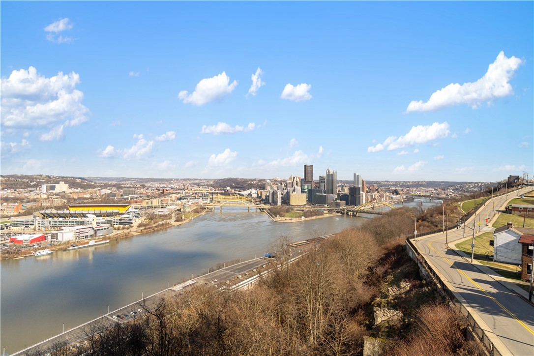 1700 Grandview Ave 503