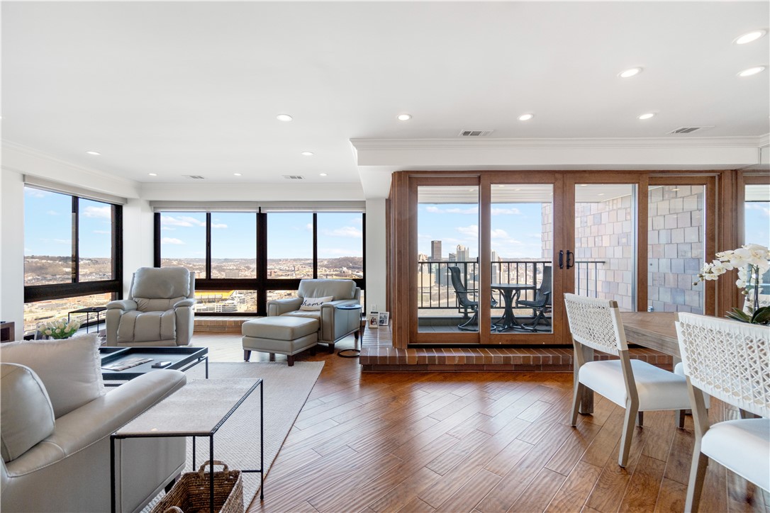 1700 Grandview Ave 503