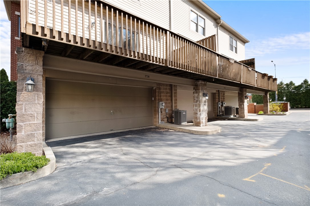1738 S Shore Ct