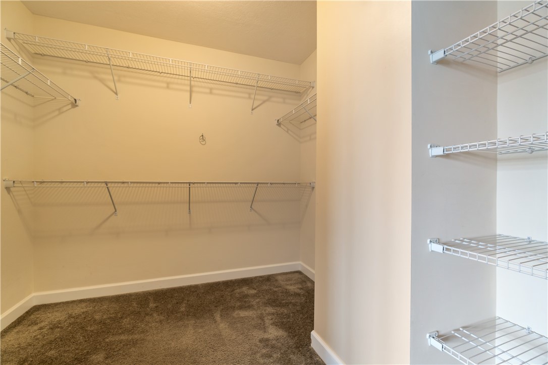 1257 Newbury Highland