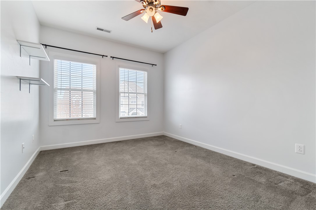 1257 Newbury Highland