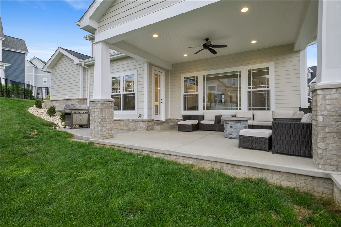 1571 Celebration Cir