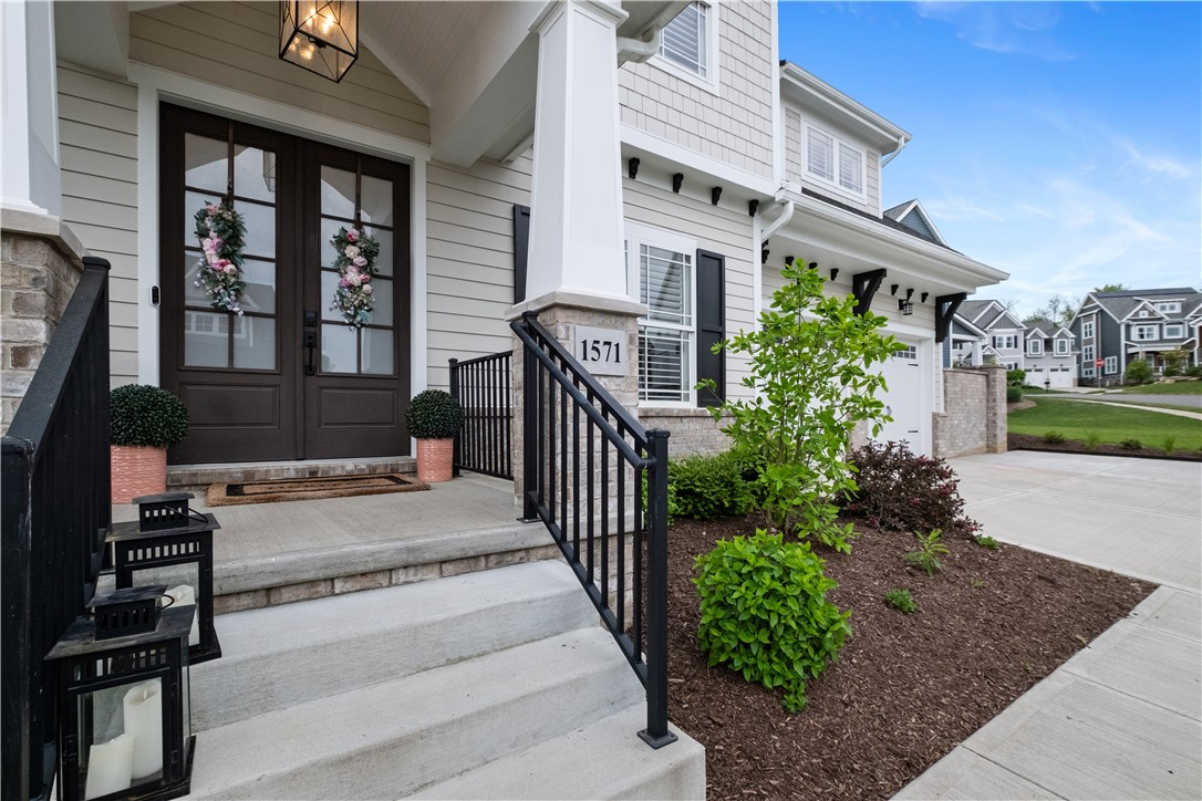 1571 Celebration Cir